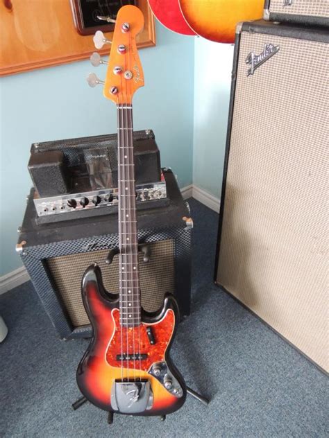 1961 Fender Jazz Bass Restoration