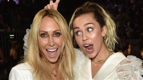 Watch Access Hollywood Interview Miley Cyrus Admits Why Mom Tish