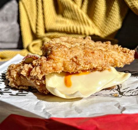 I Tried The Kfc Double Down So You Dont Have To Heres My Review