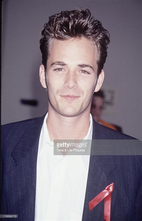 Pictures Of Luke Perry