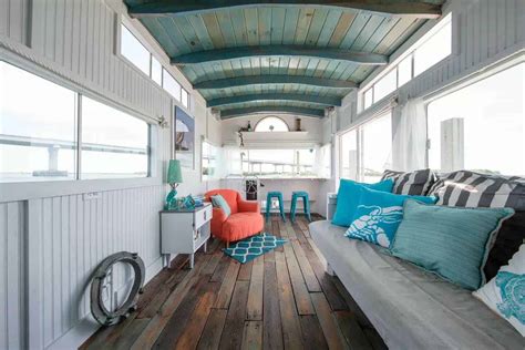 Charleston city market and port of charleston cruise terminal are also within 2 mi (3 km). Charming Pirate's Life houseboat docked on the Charleston ...