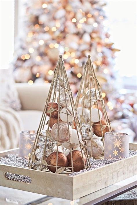 45 Minimalist Christmas Coffee Table Centerpiece Ideas - ROUNDECOR
