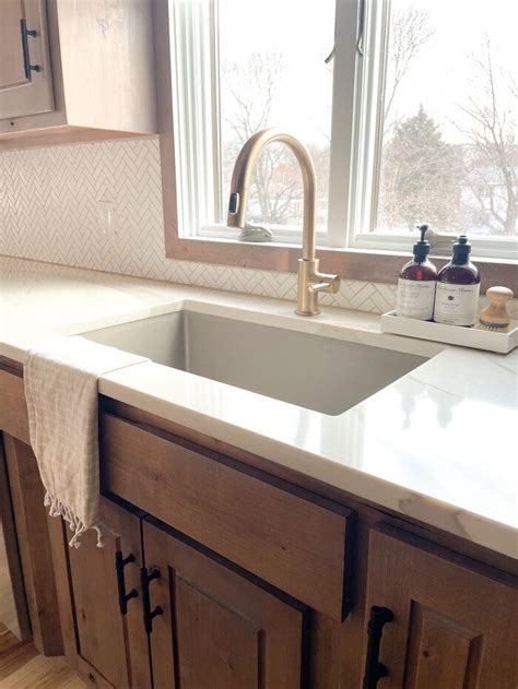 Everything You Need To Know Before Choosing White Quartz Countertops