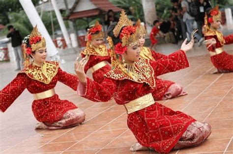 Penjelasan Lengkap Seni Tari Tradisional Sumatera Barat