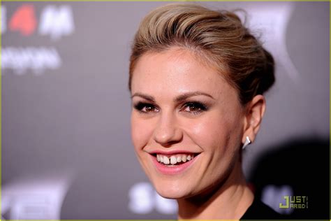 Kristen Bell And Anna Paquin Scream 4 Premiere And After Party Photo