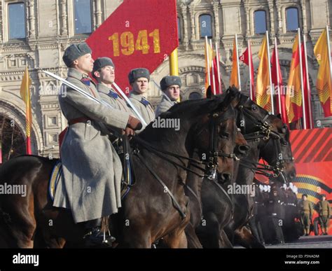 Moscow Russia 07th Nov 2015 Military Squad Dressed As Soviet