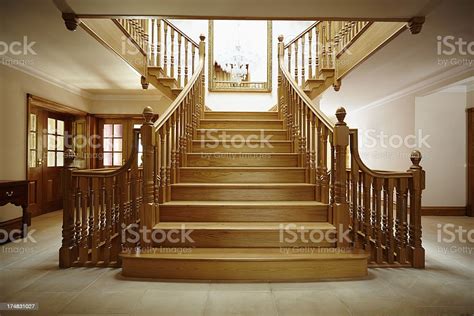 Entrance Hall With Oak Staircase Stock Photo 174831027 Istock