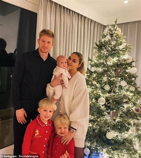 Публикация от michèle de bruyne (@lacroixmichele). Cristiano Ronaldo shares festive family snap along with ...