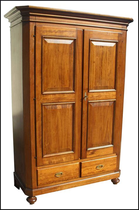 Selezioniamo per voi i migliori. Armadio stile 800 2 ante arte povera - La Commode di ...