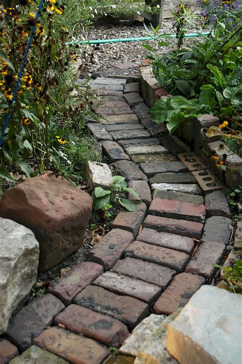 50 Creative Ideas For A Charming Garden Path Page 49 Of 54