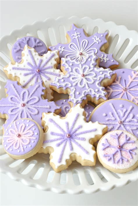 My recipe for sugar cookies promises flavorful cookies with soft centers and crisp edges. Christmas Cookies Galore!! - Glorious Treats