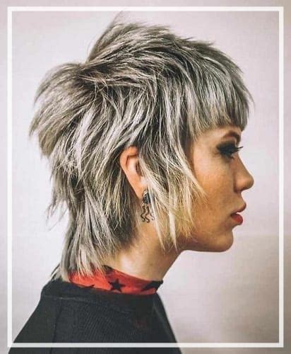 30 Sexy Ideas Of Modern Female Mullet Haircuts For 2022 With Photos Yrbeauty