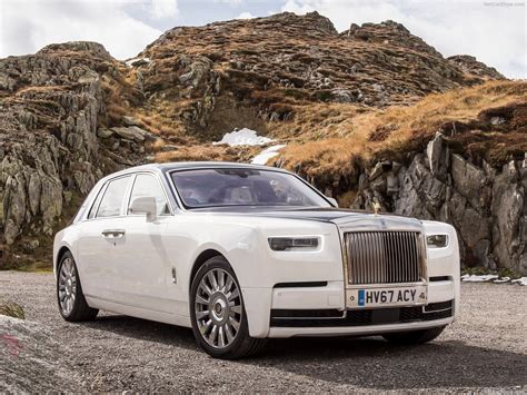 2022 Rolls Royce Phantom Review New Phantom Sedan Models Carbuzz
