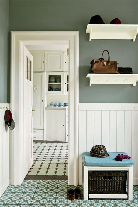 Farrow & ball wallpapers are made using their very own paint which gives them a sumptuous with florals, damasks, stripes and geometric patterns there is a farrow & ball wallpaper for everyone. Farrow & Ball Inspiration