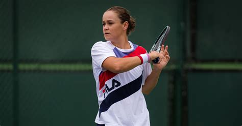 Üstelik hiçbir kişisel bilgin karşı taraf ve 3. Ashleigh Barty: 'It's something out of our control'
