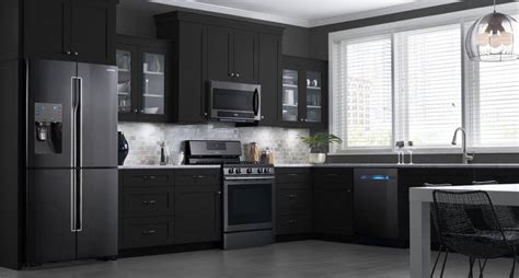 What Color Cabinets Go Best With Black Appliances