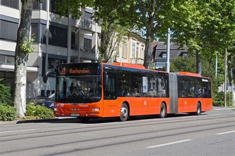 Man Lions City Von S Dbadenbus Auf Der Linie F Hrt Zur Haltestelle