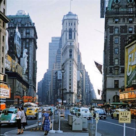 55 fascinating photos that capture street scenes of new york city in the 1950s