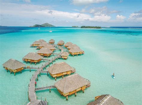 8 Best Overwater Bungalows In Bora Bora Pros Cons Sand In My Suitcase