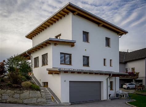 Ein keller bedeutet mehr stauraum und platz, erhöht allerdings auch den preis. garage: haus mit garage im keller
