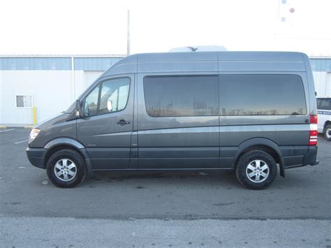 2013 Sprinter Mercedes 10 Passenger Van