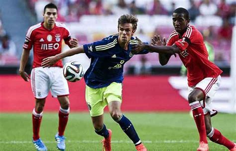 Paços de ferreira farense vs. Prediction Benfica vs Maritimo - 23/4/2019 Football ...