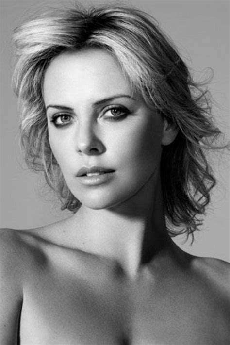 Charlize Theron Is A South African American Act K P P Tradera