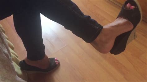 feet mature colombia youtube