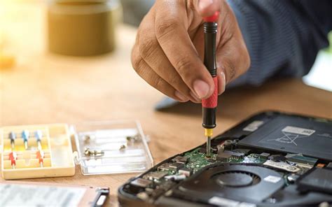 Computer Repair Shops In Dubai Geeks Pc Care And More Mybayut