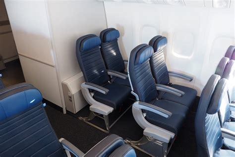 United Boeing Er Business Class Seats