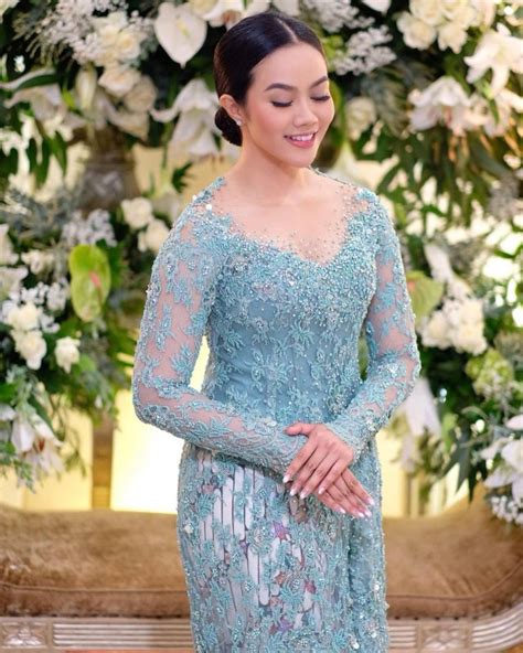 Atasi insecure dengan 5 tips ala bunga zainal dan. 5 Berita Populer: Yura Yunita Menikah hingga Alasan Vicky ...