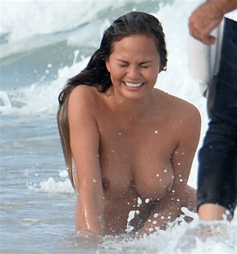 Chrissy Teigen Tits TheFappening Library