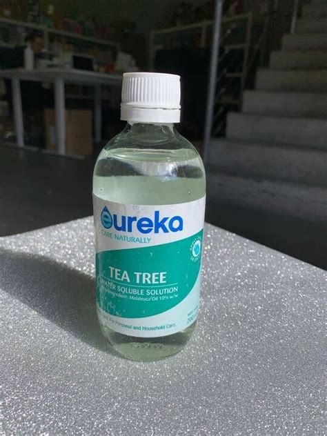 Eureka Tea Tree Water Soluble Solution 200ml Last Chance Damaged Seal