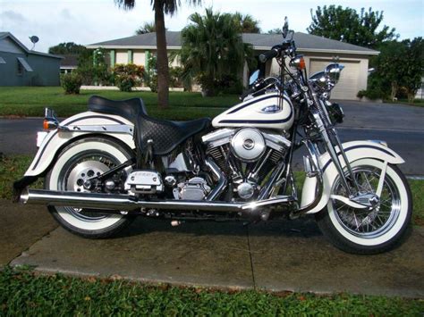 Here you can find such useful information as the fuel capacity, weight, driven wheels, transmission type, and others data according to all known model trims. Buy 1997 Harley Heritage Springer Softail on 2040-motos