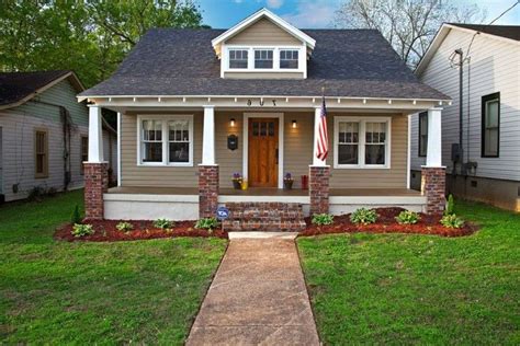 38 Marvelous Exterior Paint Color Ideas Red Brick Brick Exterior