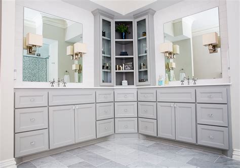 Make The Most Of Your Master Bathroom Space By Putting Your Dual