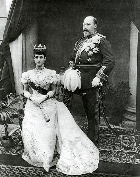 A l'occasion des 40 ans de france 3, henri sannier, créateur du 19/20 et présentateur de tout le sport, évoque ses souvenirs. Le Roi Edouard VII et son épouse | Edouard VII (1841-1910 ...
