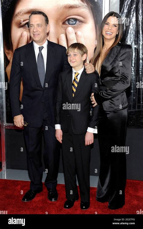 Co Stars Tom Hanks Thomas Horn And Sandra Bullock Attend The Premiere Of Extremely Loud
