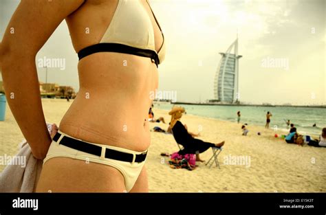 Dubai Beach Woman High Resolution Stock Photography And Images Alamy