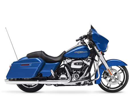 Because the differences can be hard to spot. 2018 Harley-Davidson Street Glide Review • Total Motorcycle