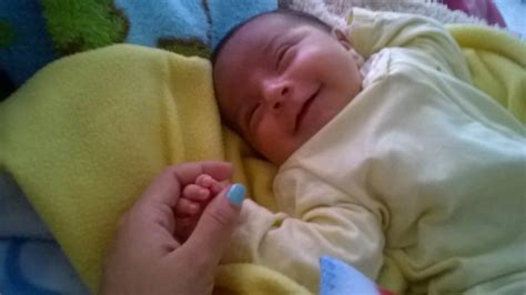 Aldo Cumpliendo Hoy Su Primer Mes De Vida Bebés Diciembre 2015