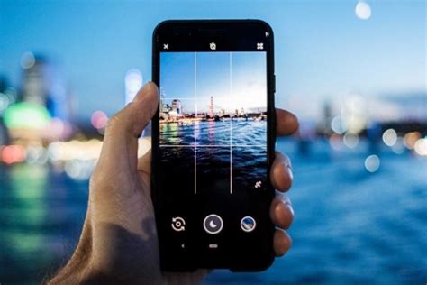 Cara Mengambil Foto Produk Menarik dengan HP | Bersosial.com