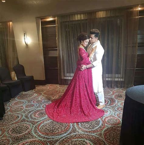 Actors prince narula and yuvika chaudhary tied the knot in an opulent ceremony in mumbai on friday. Yuvika Chaudhary & Prince Narula Look Stunning At Ring ...