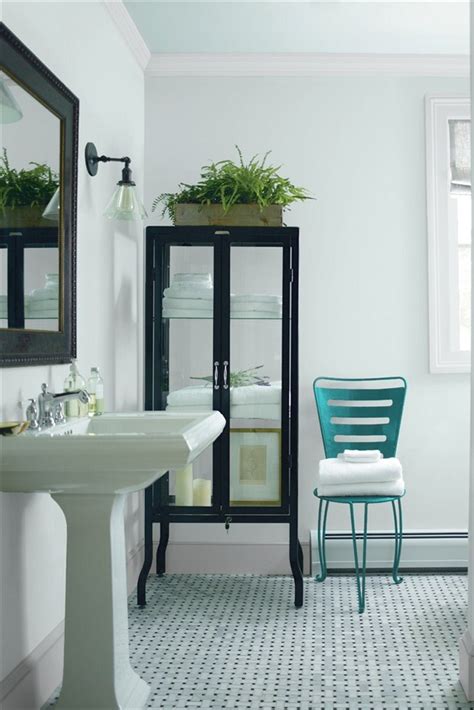 With the herringbone placement of the subway tile, this space is anything but ordinary. 12 Best Bathroom Paint Colors - Popular Ideas for Bathroom Wall Colors