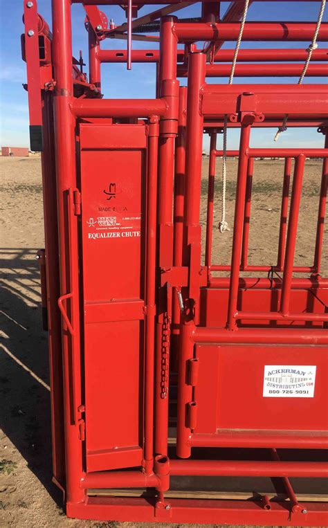 The Equalizer Side Exit Cattle Squeeze Chute W Auto Or Manual Headgate