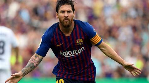 La marca messi es un reflejo directo de las cualidades que demuestra leo messi dentro y fuera del campo de juego. Barcelona 8-2 Huesca: Lionel Messi-inspired champions ...