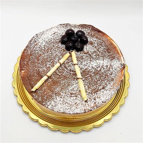 Hazelnut Praline Cake Deligreek