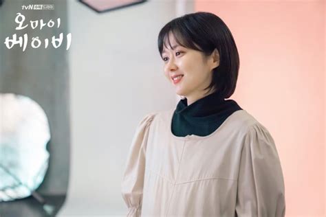 Tekstur smoothing yang super lurus bisa jadi tricky untuk sebagian orang, khususnya untukmu yang memiliki bentuk wajah persegi atau bulat. 8 Aktris Dengan Gaya Rambut Pendek Yang Memukau di K-Drama ...