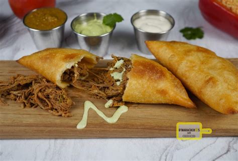 Empanada Carne Desmechada D Maracuchos