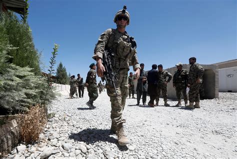 Us Should Delay Complete Troop Pullout In Afghanistan Report To Congress